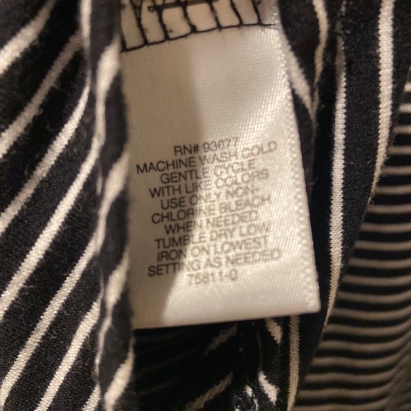 Liz Claiborne super soft top - Picture 4 of 5